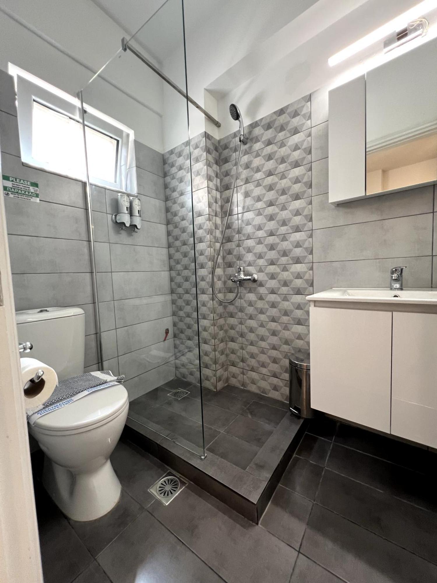 Allure Athens Urban Suites Exterior photo